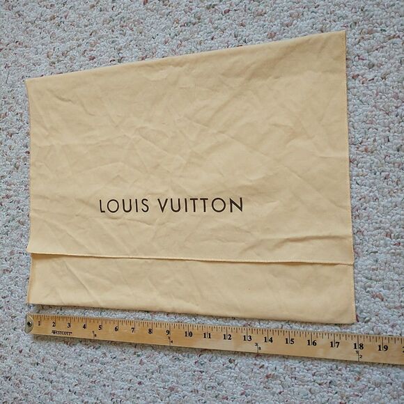 Louis Vuitton Envelope Dust Bag Foldover Tan Spell Out Logo Authentic 18x13” - Picture 7 of 8